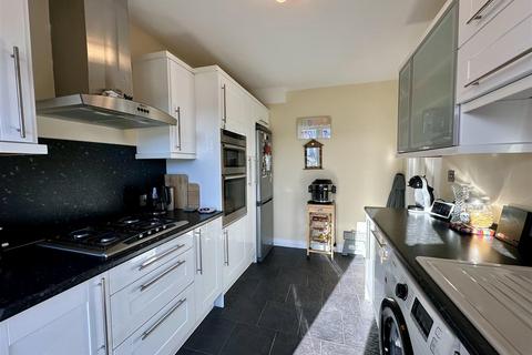 125 Longfield Road, Darlington, DL3 0HS