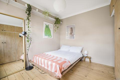 2 Blythe Close, London, SE6 4UW