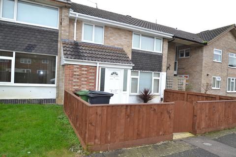 3 bedroom terraced house to rent, Colne Close, Corby NN17