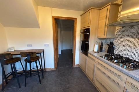 3 bedroom terraced house to rent, Colne Close, Corby NN17