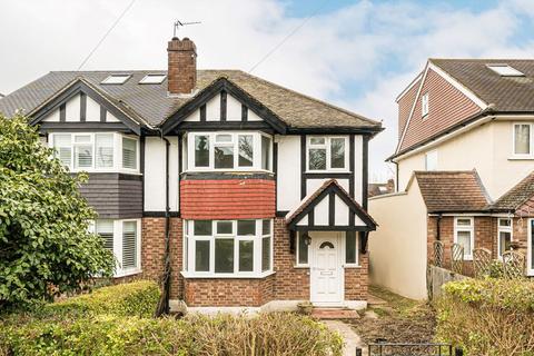 3 bedroom house to rent, River Way, Twickenham TW2