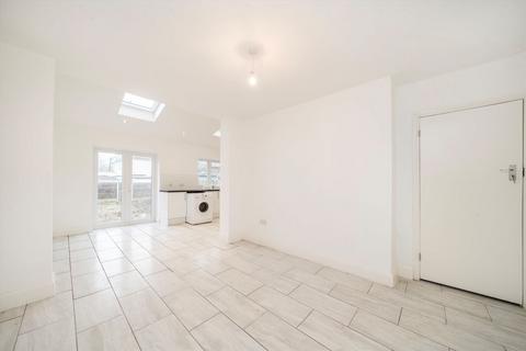undefined, River Way, Twickenham TW2