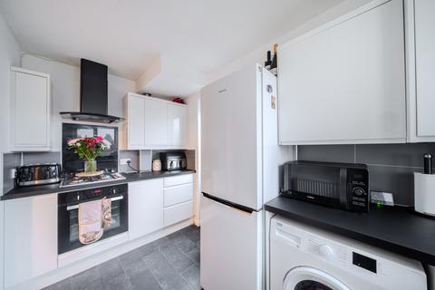 156 Castle Lea, Caldicot, NP26 4HS