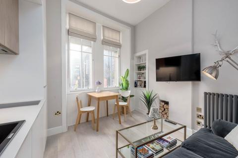 1 bedroom flat for sale, Upper Bow, Old Town, Edinburgh