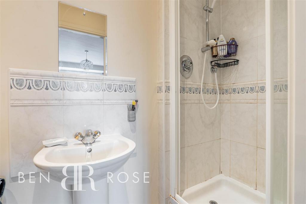 Master Ensuite