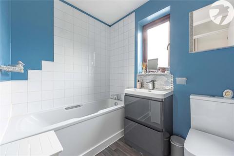 7 Sayer Close, Greenhithe, DA9 9PZ