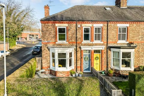 3 bedroom townhouse for sale, South Terrace, Darlington