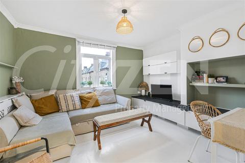 1 bedroom flat to rent, West Hill, London SW18