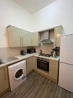 4 bedroom flat to rent, Oxford Street, Newington, Edinburgh, EH8