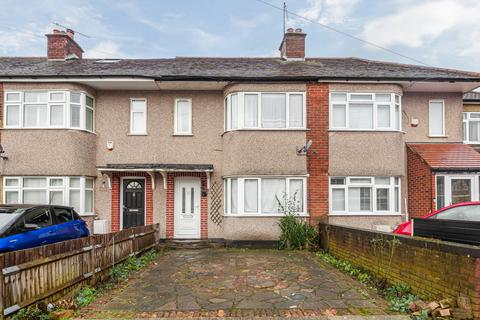 45 Appledore Avenue, Ruislip, HA4 0UT