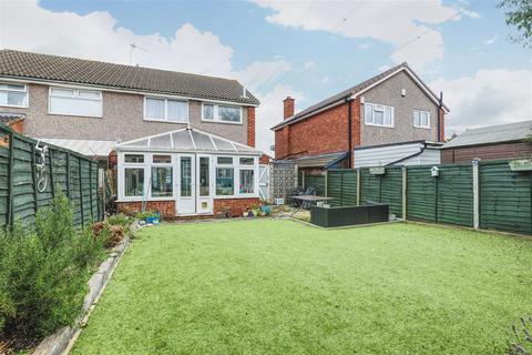 3 bedroom semi-detached house for sale, Perrysfield Road, Cheshunt