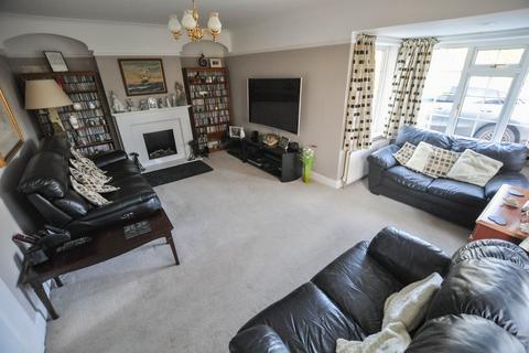 3 bedroom detached house for sale, Oakley Hill, WIMBORNE, BH21