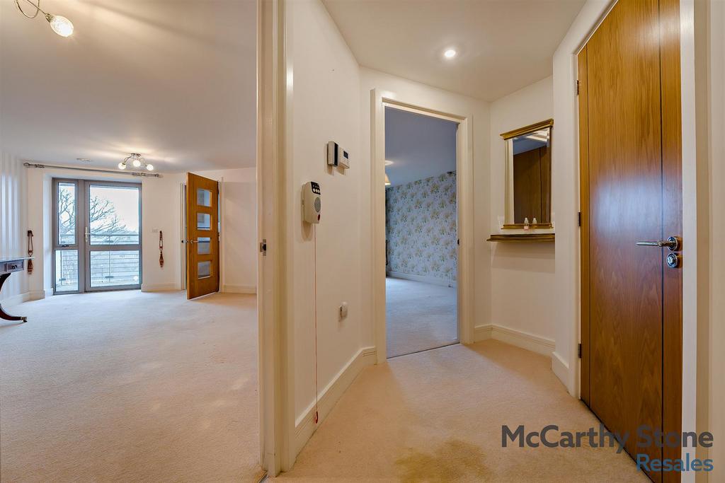 8635279-interior11-800.jpg