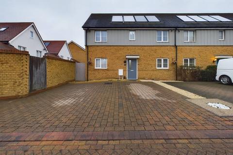 3 bedroom house for sale, Woodside Close, Grays