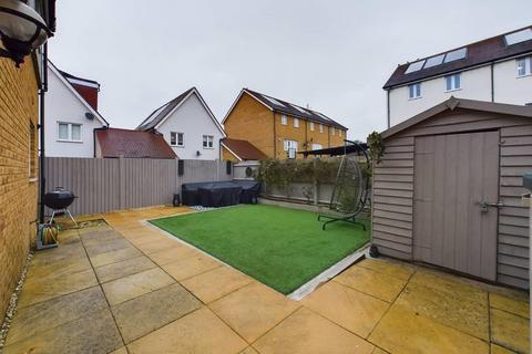 3 bedroom house for sale, Woodside Close, Grays