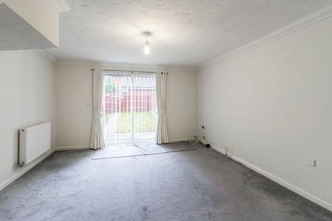 71 Foxholes Close, Deanshanger, Milton Keynes, MK19 6HA