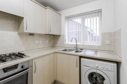 71 Foxholes Close, Deanshanger, Milton Keynes, MK19 6HA