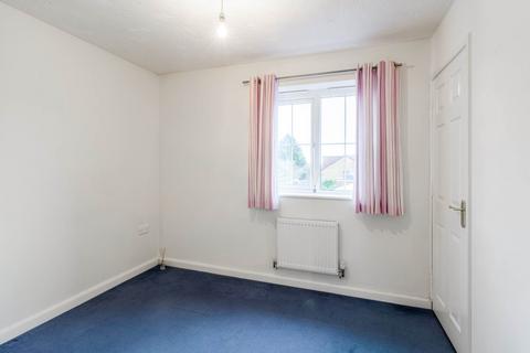 71 Foxholes Close, Deanshanger, Milton Keynes, MK19 6HA