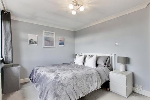 20 Bedale Walk, Dartford, DA2 6HS