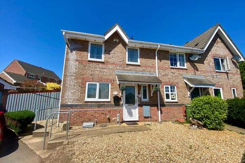 22 Mountain View, Tonyrefail, Porth, CF39 8JF