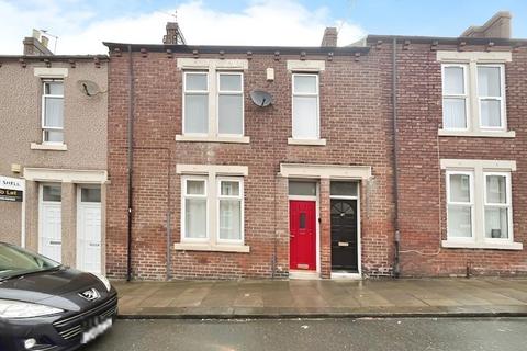 2 bedroom flat to rent, Barehirst Street, South Shields