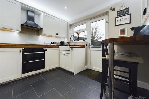 2 bedroom terraced house for sale, York Road, Stevenage SG1