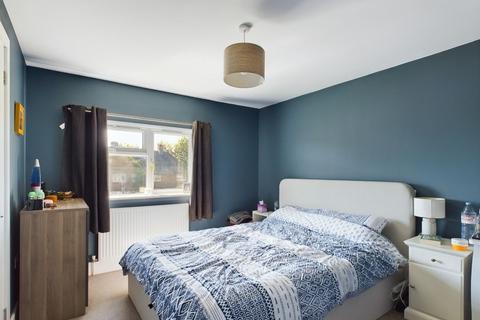 2 bedroom semi-detached house for sale, The Queens Drive, Mill End