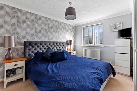 37 Bellamy Road, Maidenbower, Crawley, RH10 7LW