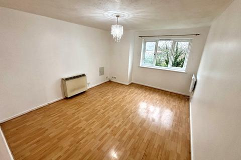 2 bedroom flat to rent, Lewis Way, Dagenham RM10