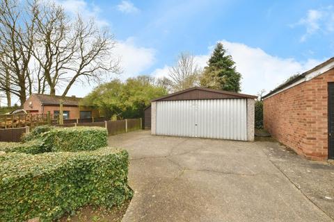 3 bedroom semi-detached house for sale, Crosby Avenue, Scunthorpe