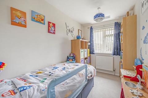 45 Aveling Close, Purley, CR8 4DX