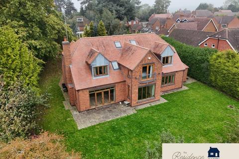 6 bedroom detached house for sale, Uppingham Road, Bushby, LE7