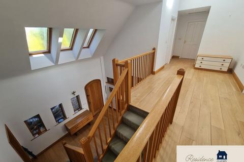 6 bedroom detached house for sale, Uppingham Road, Bushby, LE7