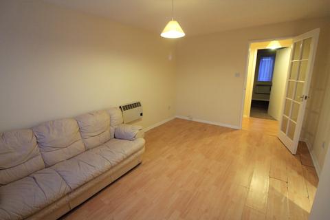 1 bedroom flat to rent, Oakhill Road, Purfleet-on-Thames RM19