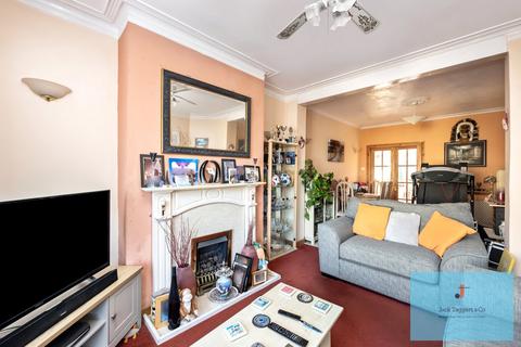 3 bedroom end of terrace house for sale, Whippingham Street, Brighton, BN2