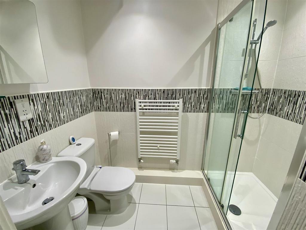 Bramleys Estate Agents - Marmaville Court - Mirfie