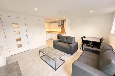 2 bedroom flat for sale, Squire Street, Glasgow G14