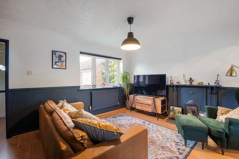 19 Artillery Row, Gravesend, DA12 1LY