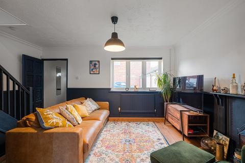 19 Artillery Row, Gravesend, DA12 1LY