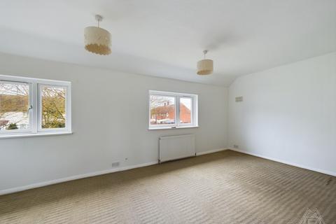 60 Fullarton Crescent, South Ockendon, RM15 5HW