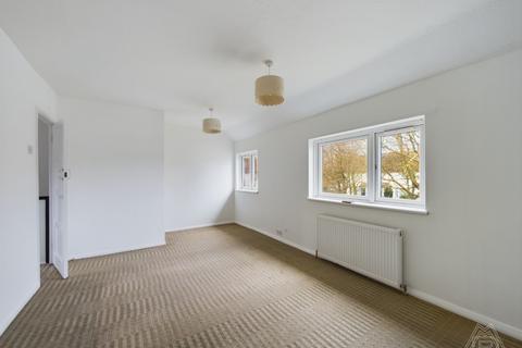 60 Fullarton Crescent, South Ockendon, RM15 5HW