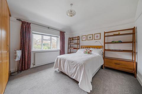 65 Reddown Road, Coulsdon, CR5 1AP