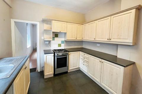 2 bedroom flat to rent, Park Crescent, North Shields