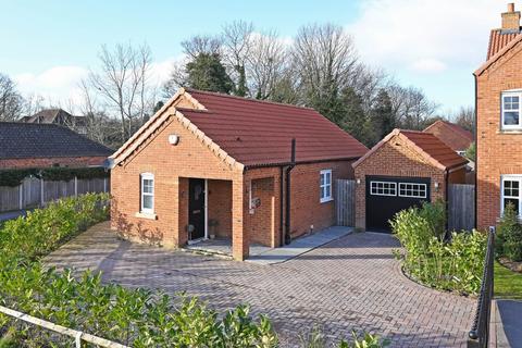 2 bedroom bungalow for sale, Bishopdale Way, Fulford, York, YO19