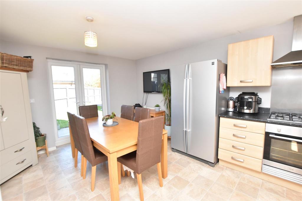 Kitchen diner