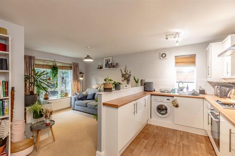 1 bedroom flat for sale, Lincombe Road, South Gloucestershire BS16