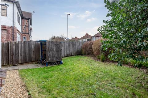 1 bedroom flat for sale, Lincombe Road, South Gloucestershire BS16