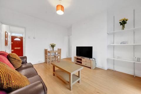 1 bedroom flat for sale, Moneyor House, London, N1