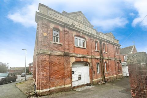 2 bedroom ground floor flat for sale, Huntspill Road, Highbridge, TA9