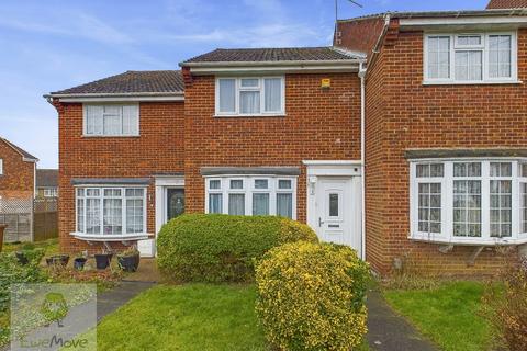 15 Chester Close, Rochester, ME2 2QX